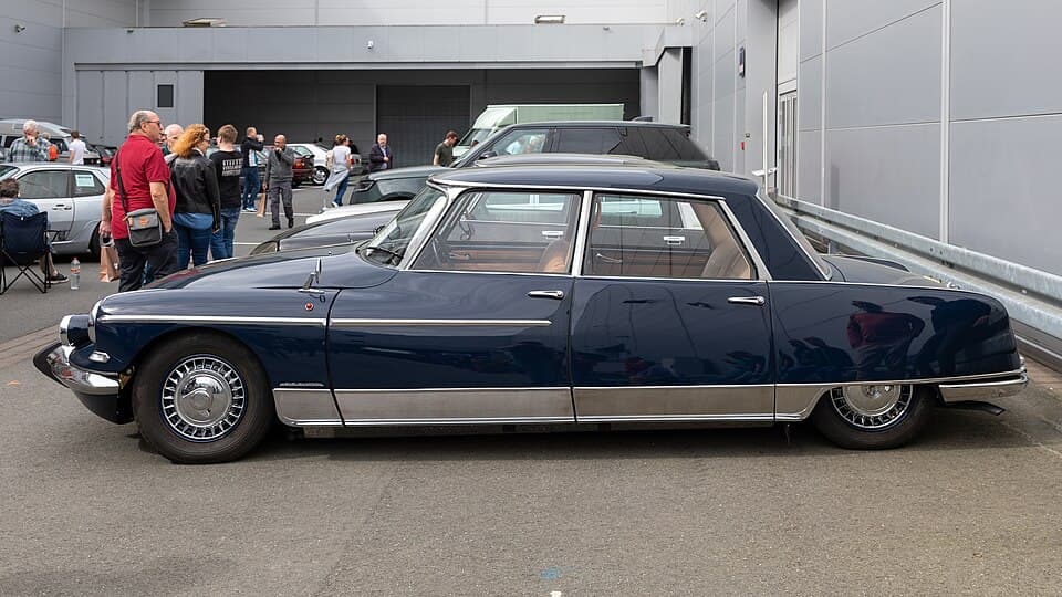 Citroen DS (1955-1975)