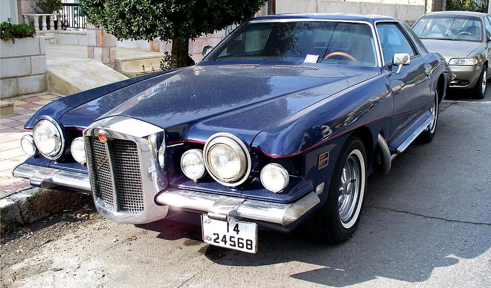 Stutz Blackhawk (1971-1987)