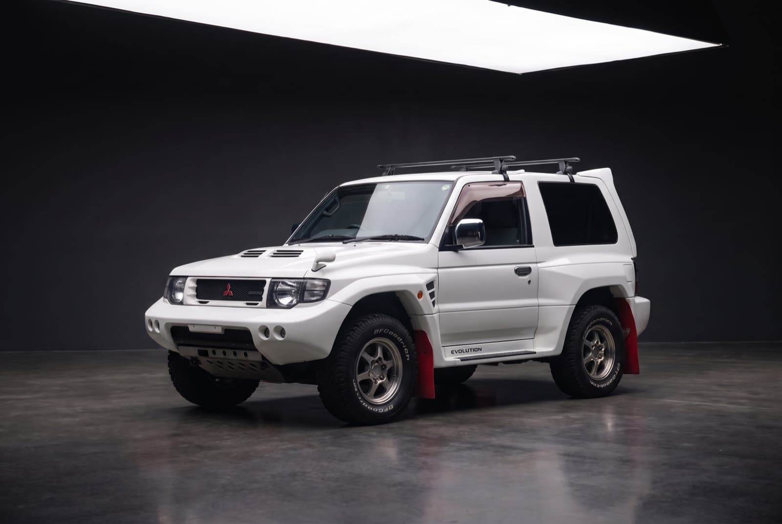 Mitsubishi Pajero Evolution (1997-1999)
