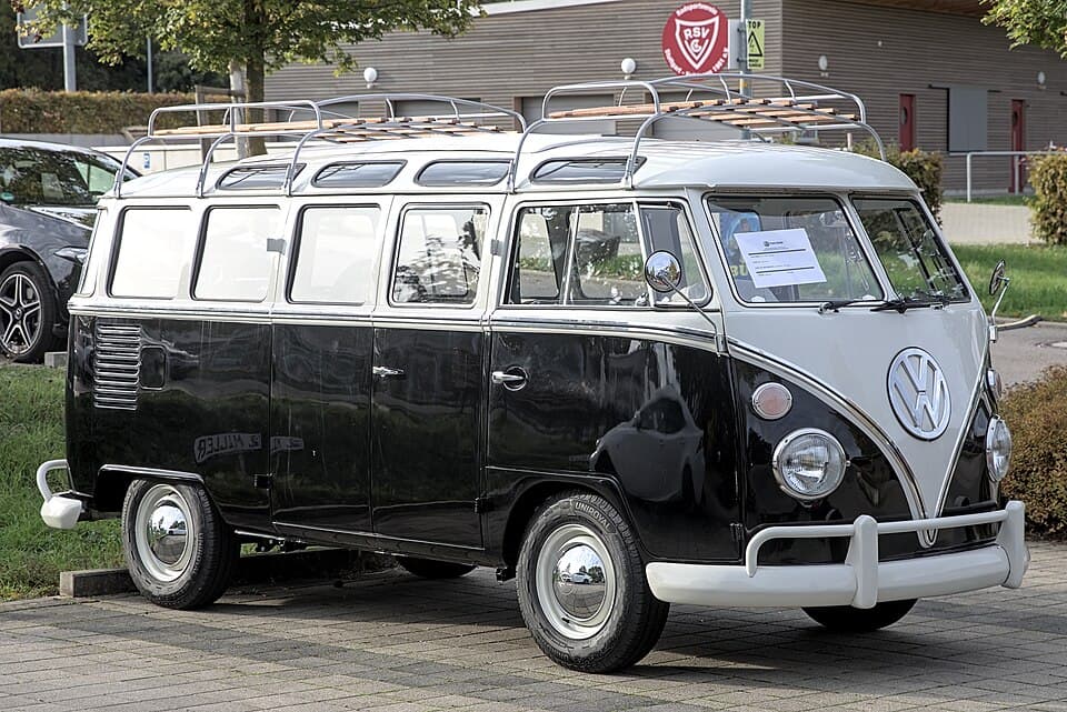 Volkswagen T1 Samba (23-window) (1951-1963)